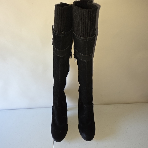 Seychelles Black Suede Knee-High Boots Size 8.5 Stacked Heel Side Zip Knit Cuff - Picture 3 of 14